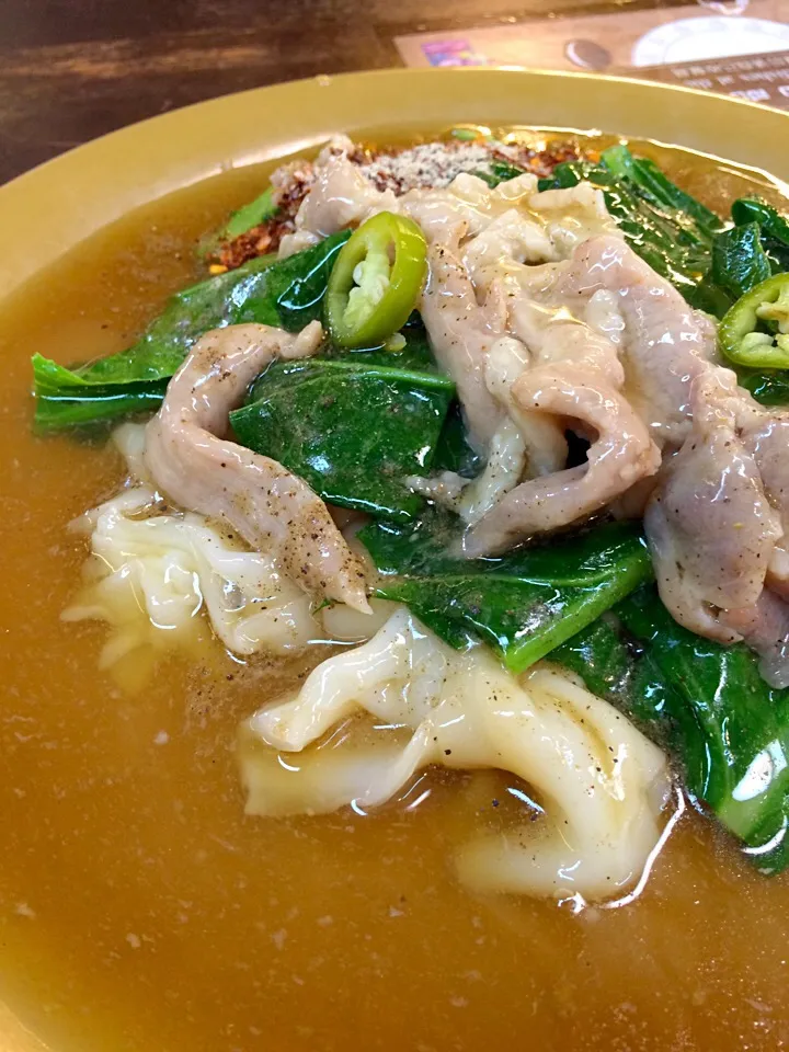 豚肉あんかけ麺 (เส้นใหญ่ราดหน้าหมู)|miaco_macさん