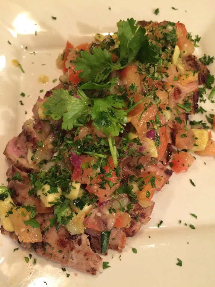 Grill pork flank toped with fresh salsa|Moe Arianejadさん