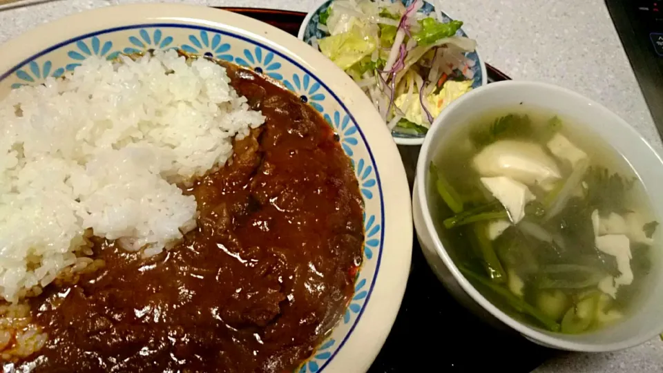 ハヤシライス、春菊と豆腐の中華スープ＆生野菜亜麻仁オイルとレモン塩コショウドレッシング！|あまねさん