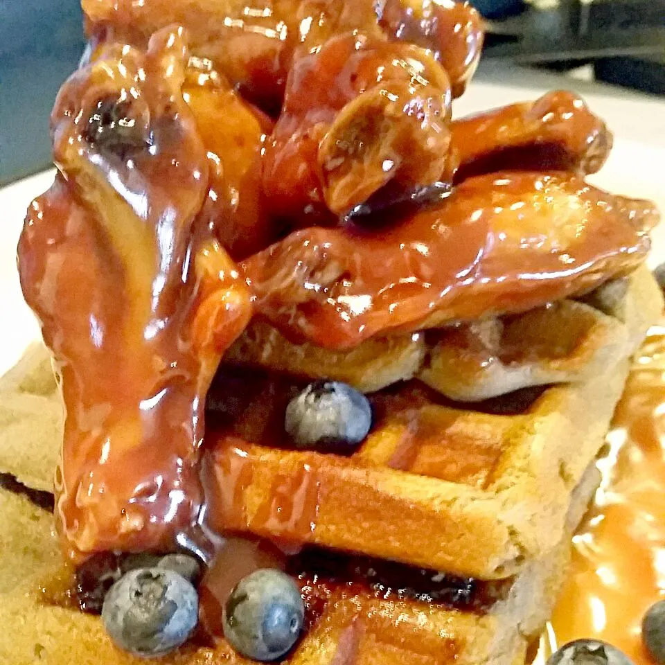 Snapdishの料理写真:Peanut Butter and Jelly Glazed Chicken and Waffles with Blueberry Maple Syrup|Crystal Carltonさん