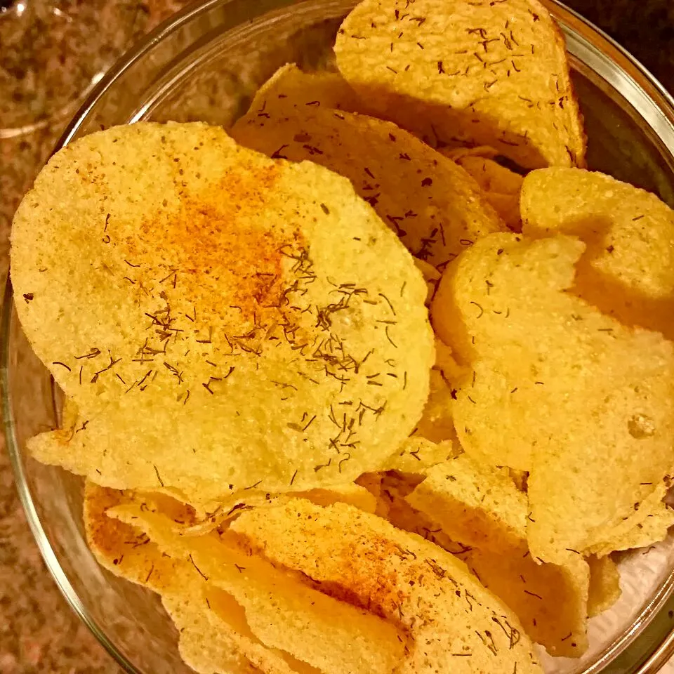 Snapdishの料理写真:Homemade Chips #dill # kosher salt #hungarian red pepper #garlic powder|Crystal Carltonさん