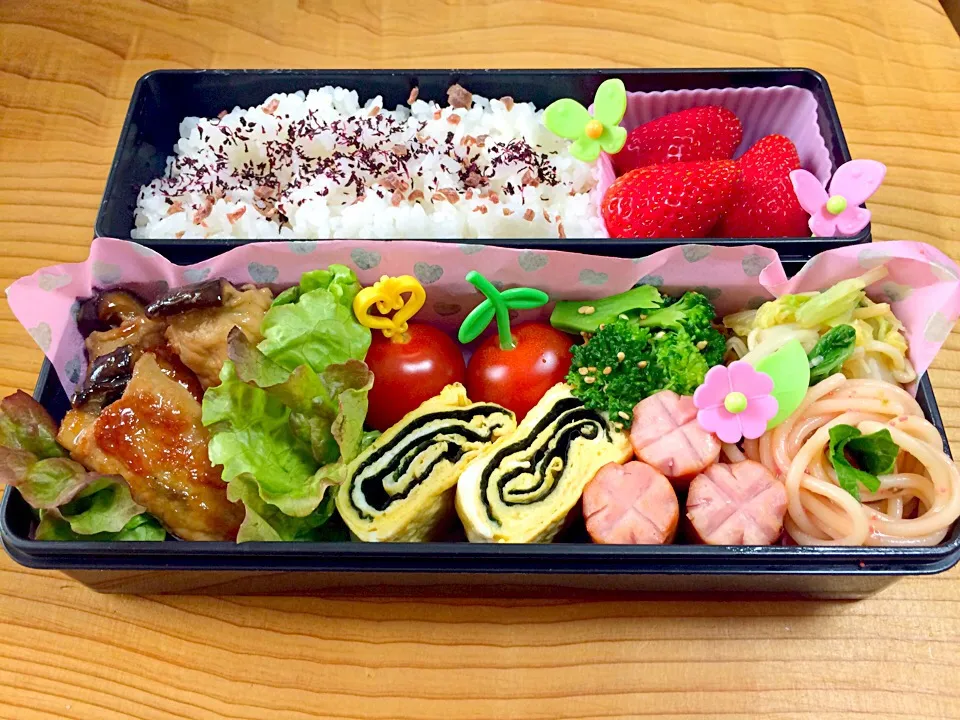 Snapdishの料理写真:パパとムスコくんお弁当♪|たるとさん