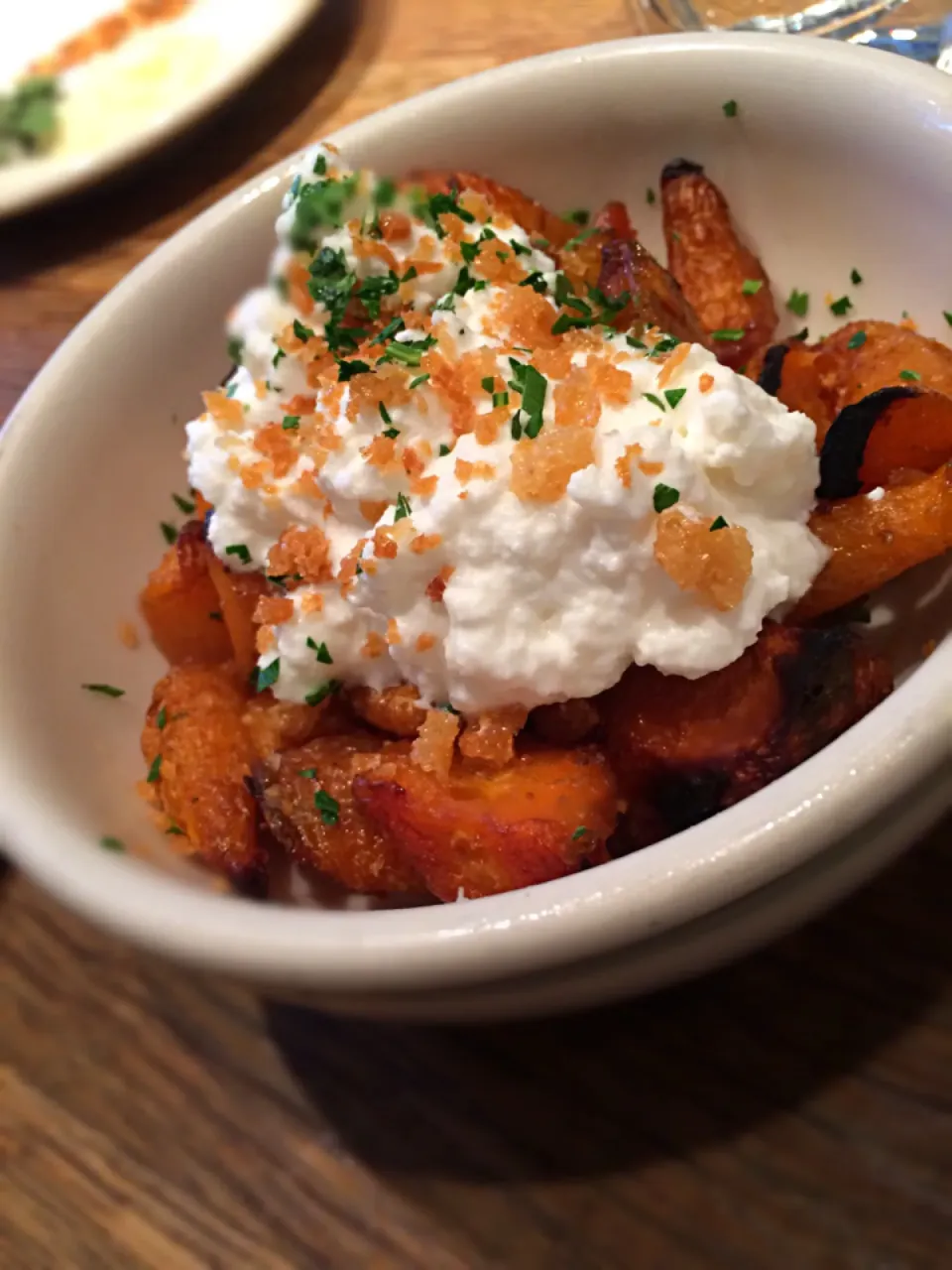 Roasted carrots with ricotta cheese|lindseyさん