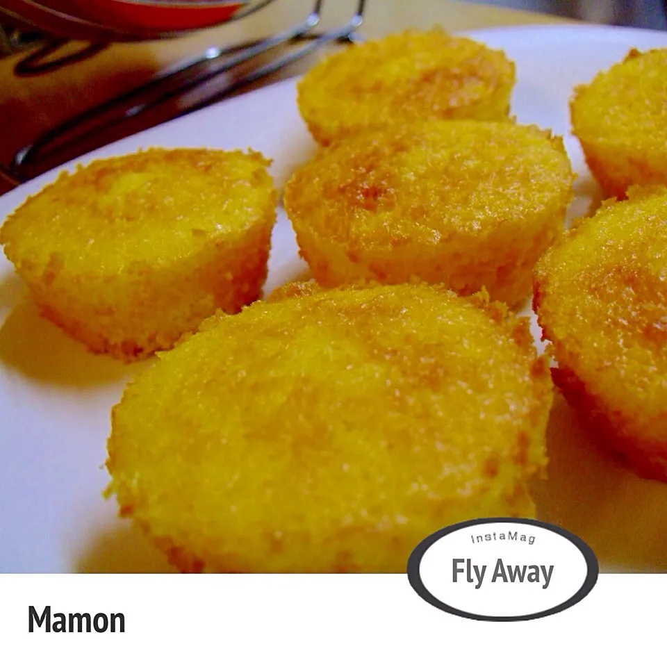 Snapdishの料理写真:Mamon  ( Filipino Sponge Cake  )|💖 ジジ 💖さん