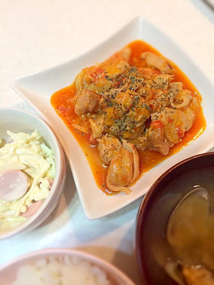 チキンのトマト塩麹煮|まりまりまりんさん