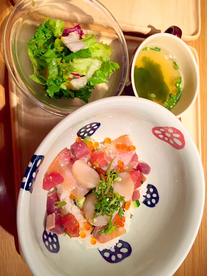 Assorted sashimi rice|Sky Blueさん