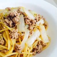 Snapdishの料理写真:白菜と挽肉のパスタ|のののさん