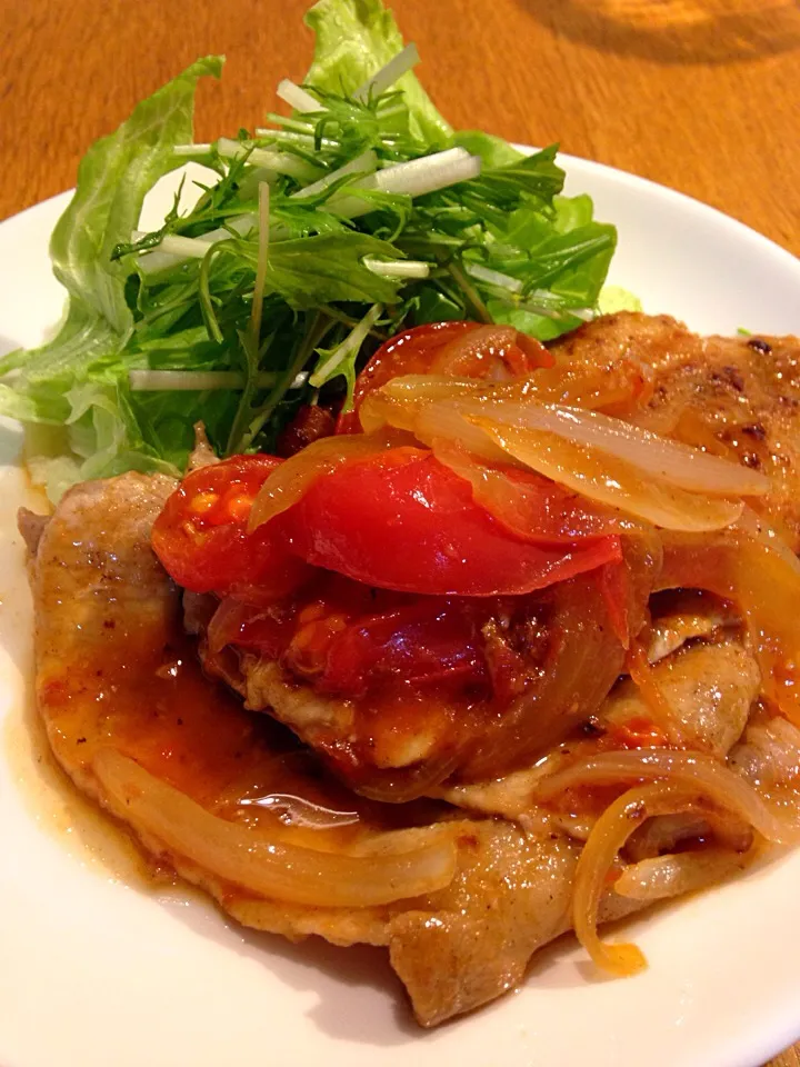 トマトでさっぱり生姜焼き|まつださんさん