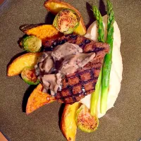 Snapdishの料理写真:Grilled Beef Rump, Roasted Potato Pumpkin + Brussel Sprouts, Parsnip Puree + Mushroom Sauce