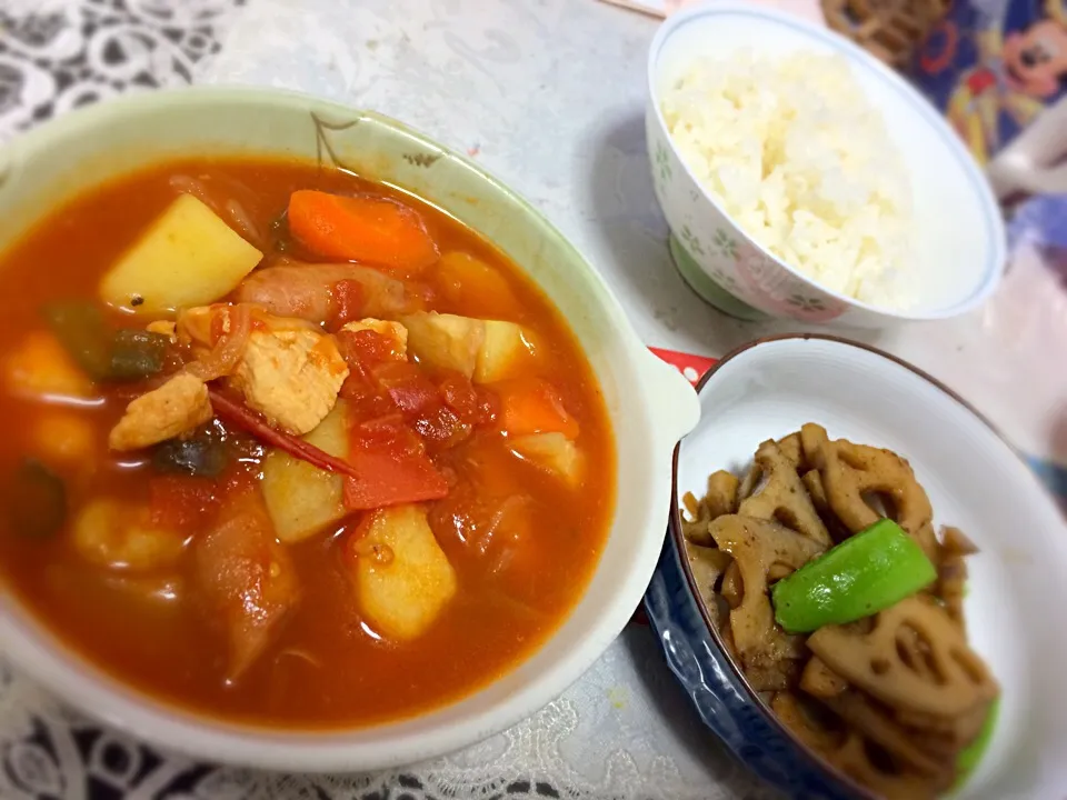 Snapdishの料理写真:鶏胸肉のトマト煮の晩ご飯|やすさん