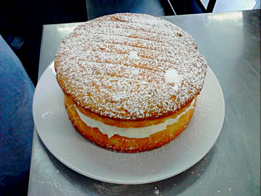 Victoria sponge cake|tessさん