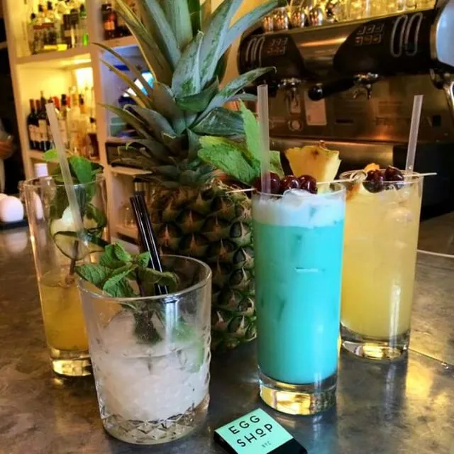 Snapdishの料理写真:spring cocktails at eggshop|CHUENCHAIさん