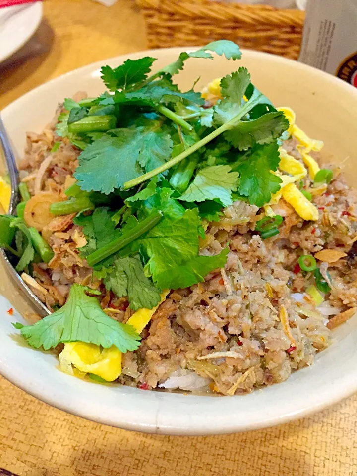 豚ひき肉のレモングラスそぼろご飯|シナミルさん