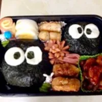 Snapdishの料理写真:激かわ♡まっくろくろすけ♡弁当|R♡mamaさん