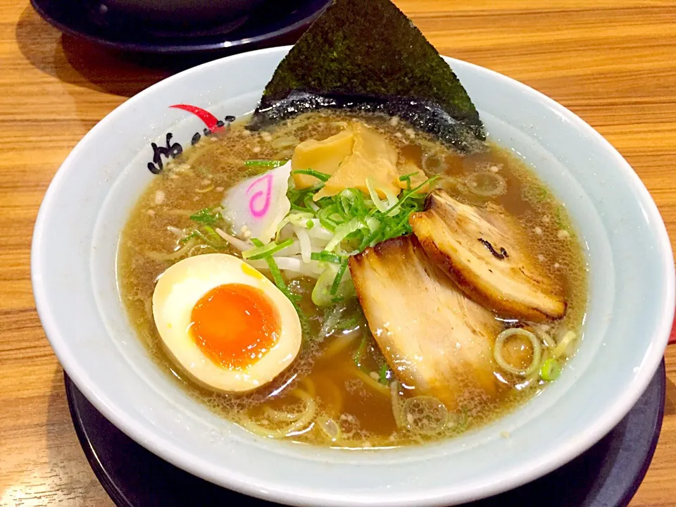 Pork & egg ramen|Sky Blueさん