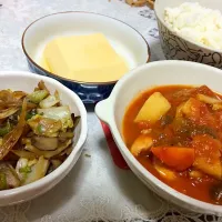 Snapdishの料理写真:野菜炒めの晩ご飯|やすさん