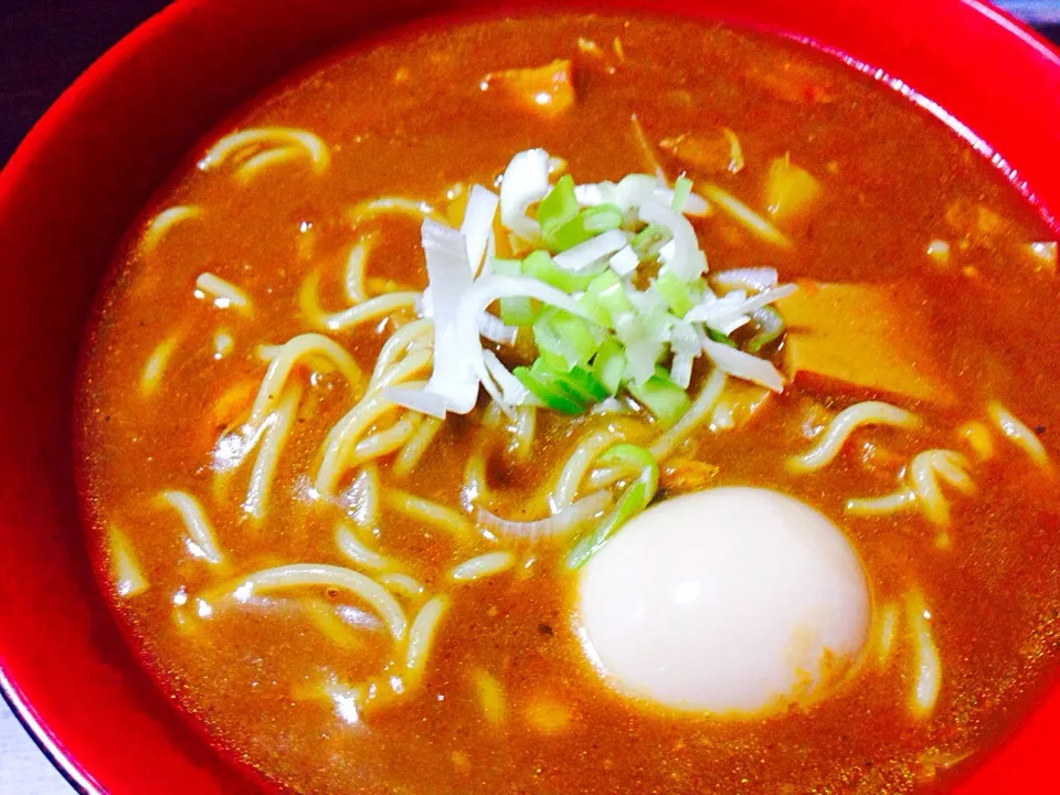 和風カレーラーメン🍜味玉トッピング✨|ikuさん