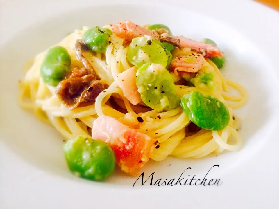 Snapdishの料理写真:Broad beans&bacon cream pasta|Masakiさん