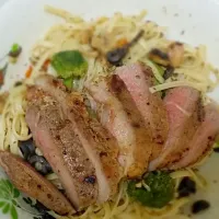 Snapdishの料理写真:Aglio Olio Mushroom Linguine  with Medium Bison steak|Paulin Whack O Lanternさん