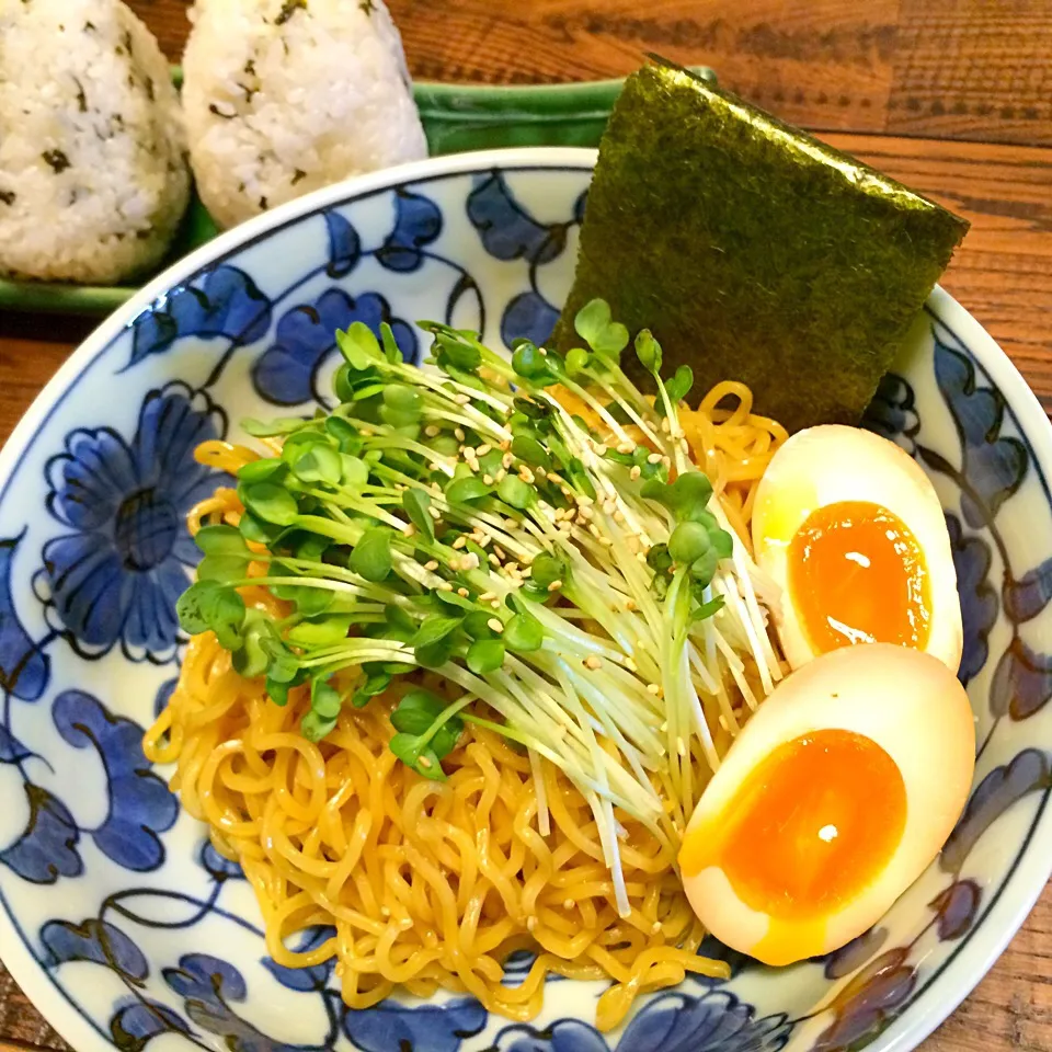 油そば&わかめご飯おにぎり。|tomoccoさん