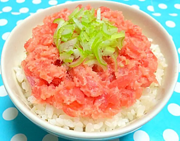 マグロのたたき丼 - Maguro tataki on rice bowl ❤️😋✨|Liezlさん