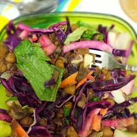 Chipotle Lime Coleslaw with sautéed and smashed chickpeas & mushrooms|Allison Robertsさん