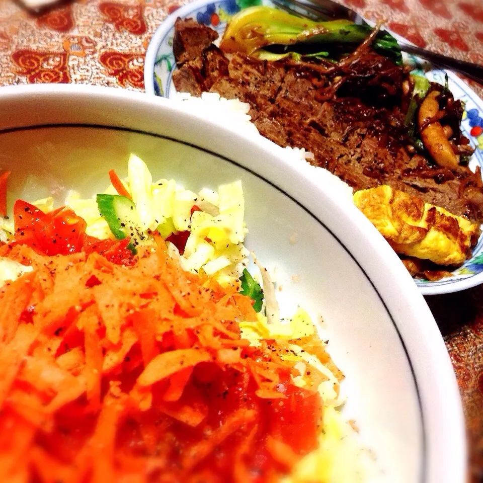 Steak with grilled veg &egg rolls PLUS mixed salad|H3L1DAさん