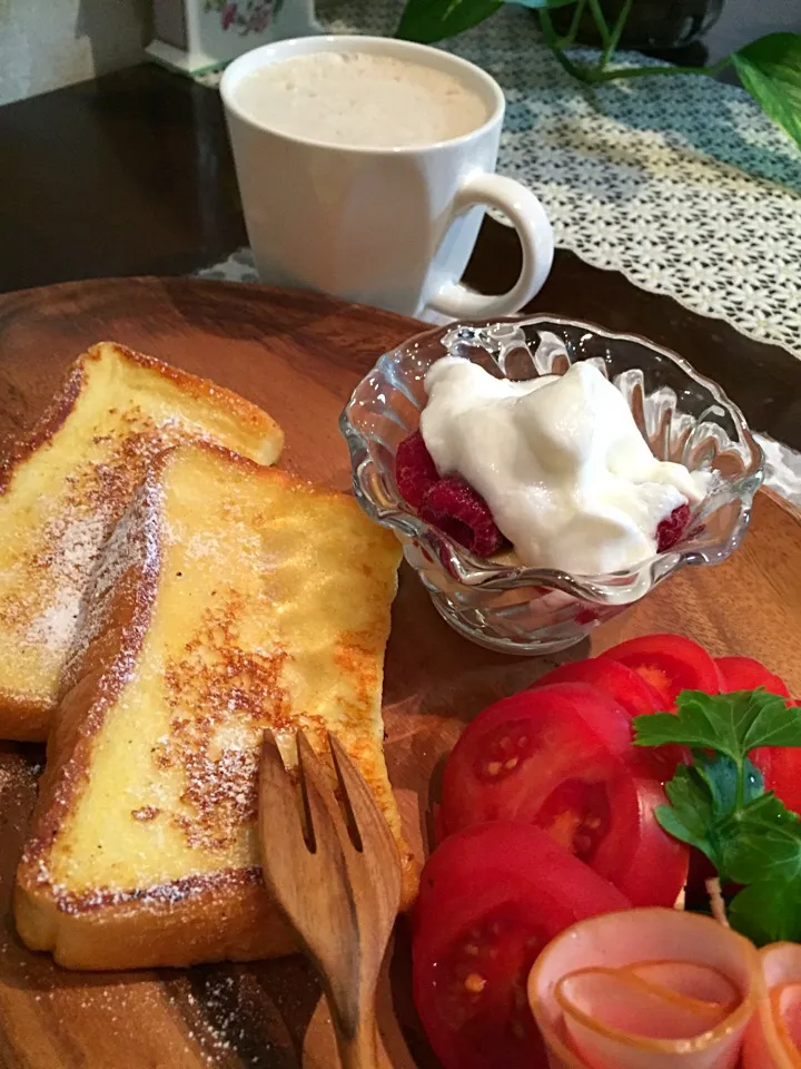 久々ゆっくりの朝食🌸|りーりーさん