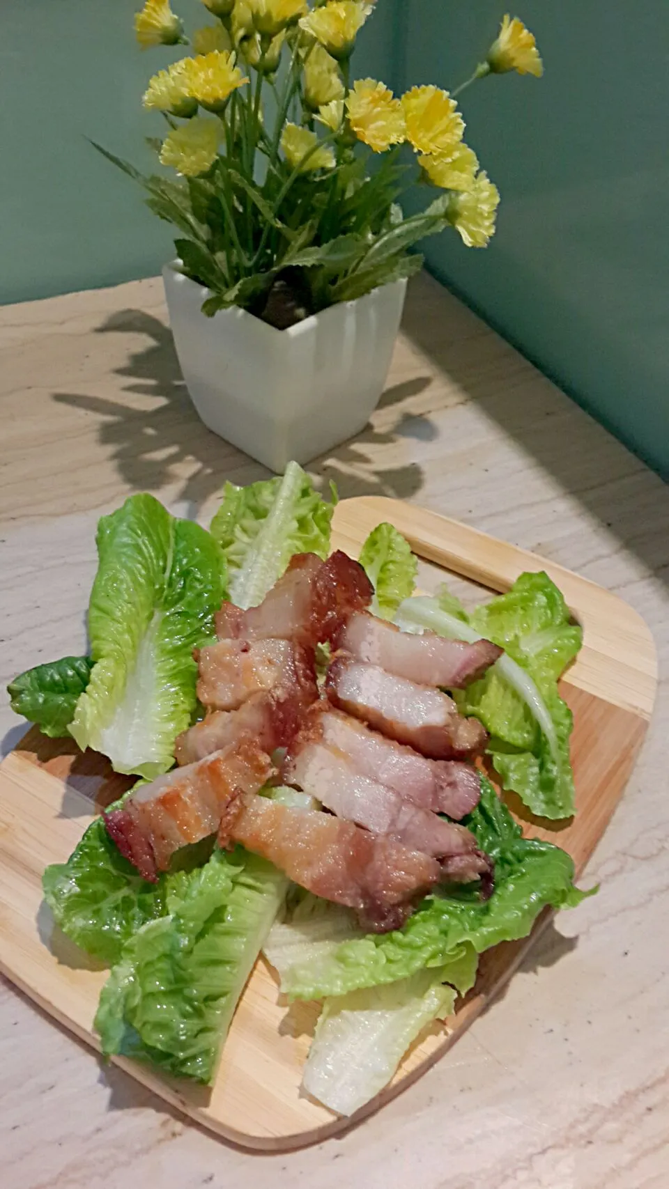 Crackling Spiced Pork Belly Salad 
#pork #salad|Chef.on.trainingさん