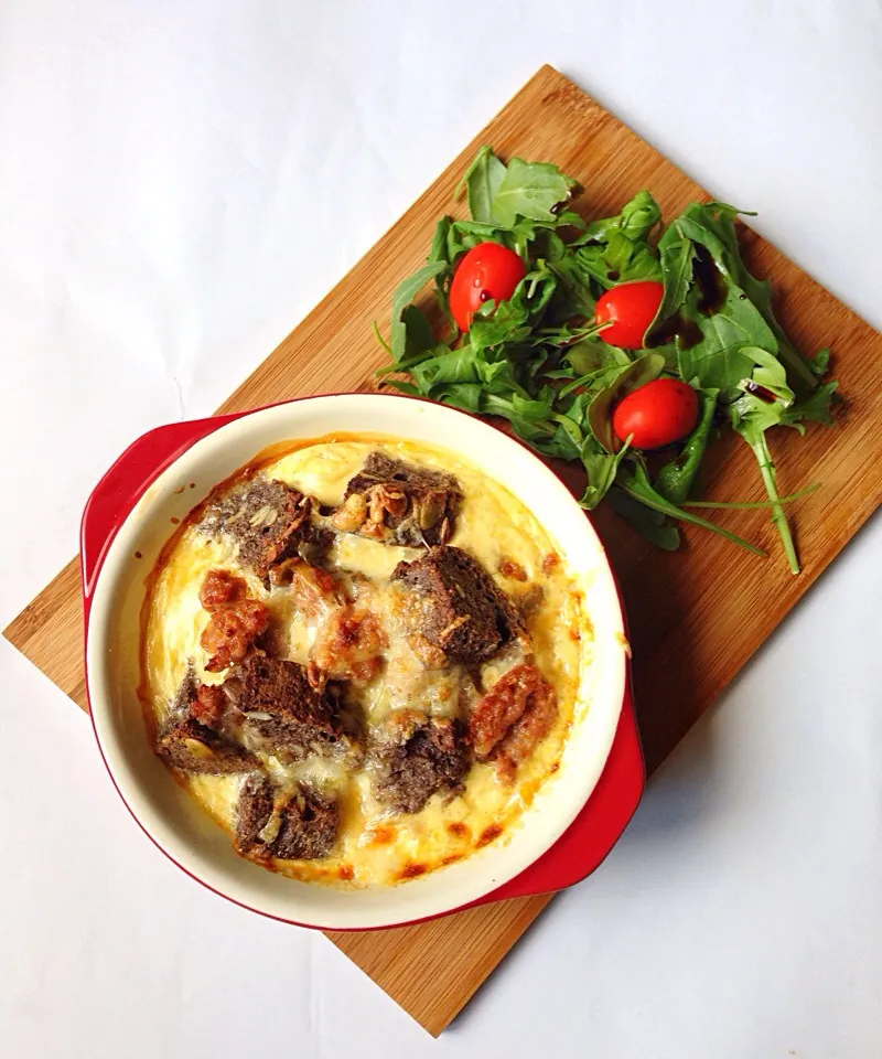 Savory bread pudding with rucola salad|coxiella24さん