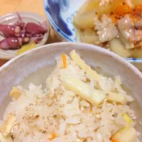 Snapdishの料理写真:筍ごはんと豚バラ大根|ひろひろ7329さん