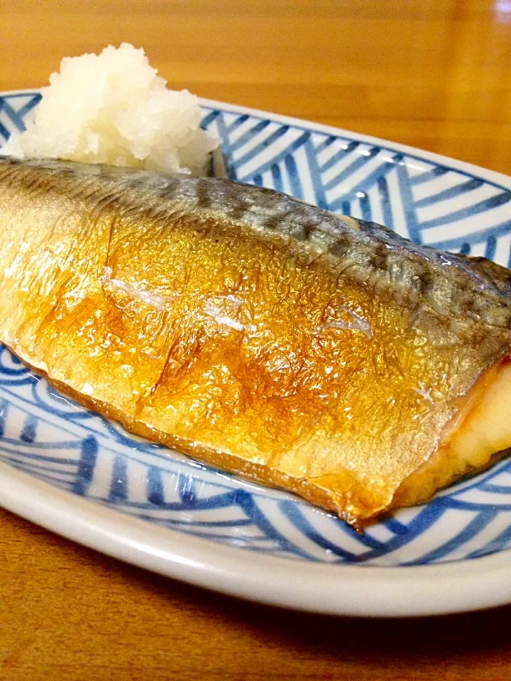 鯖の塩焼き🐟大根下ろし添え|まいりさん