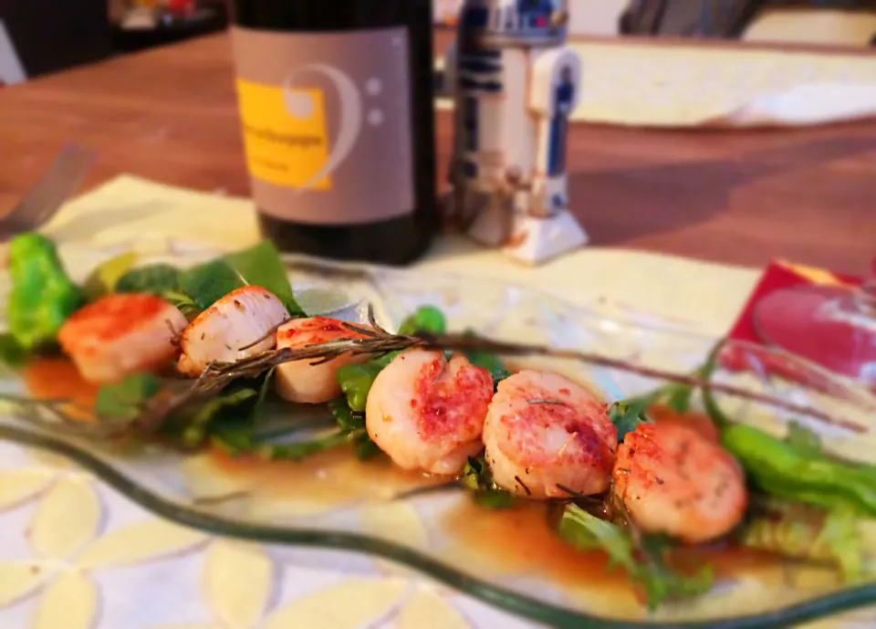 Snapdishの料理写真:Scallop with herb brown butter|Akiko Nishimaeさん