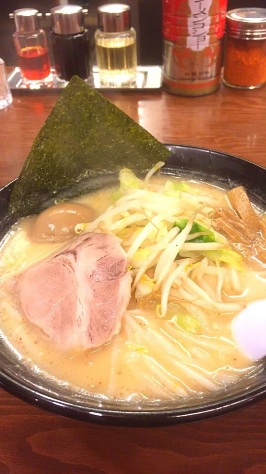 おやじ麺（味噌）＠北海道ラーメン おやじ本店|もるとカッツォさん