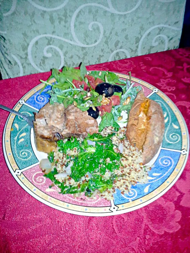 Leg of lamb, quinoa with kale, sweet potato, and a salad|Dawn Nelsonさん