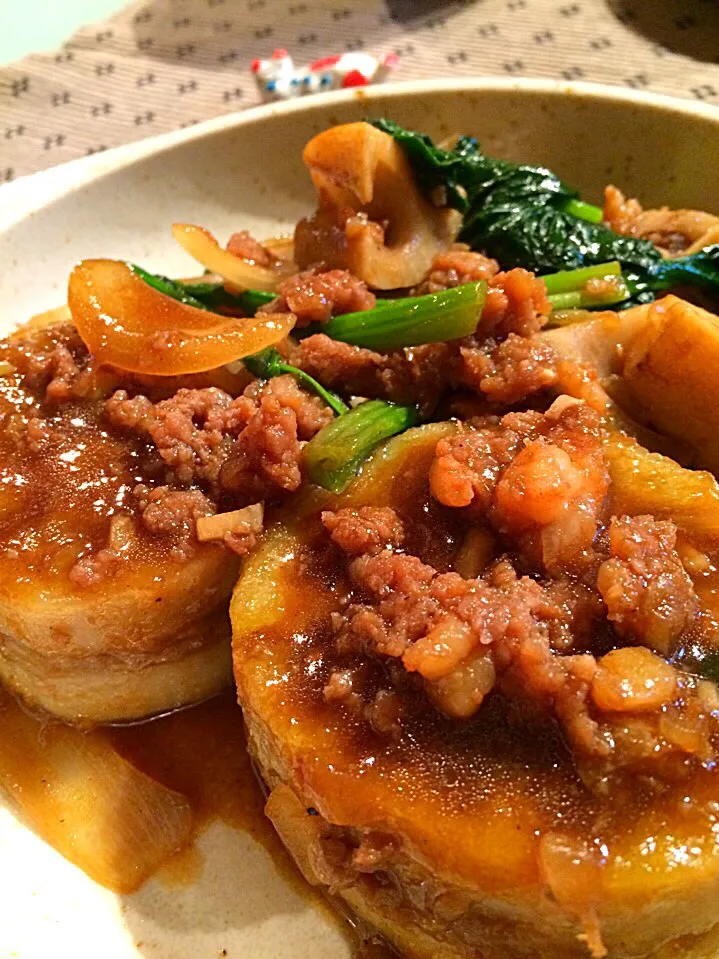 Renkon with ground pork stewed in a sweet soy sauce|Nigelさん