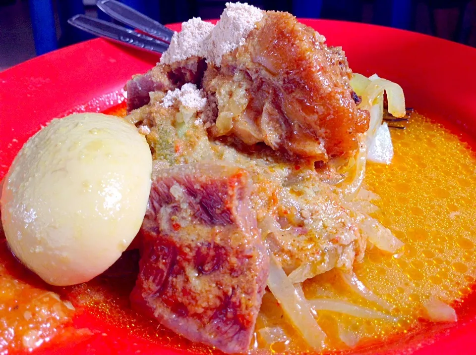 Lontong Cap Go Meh|Bambang Budiono Tjioさん