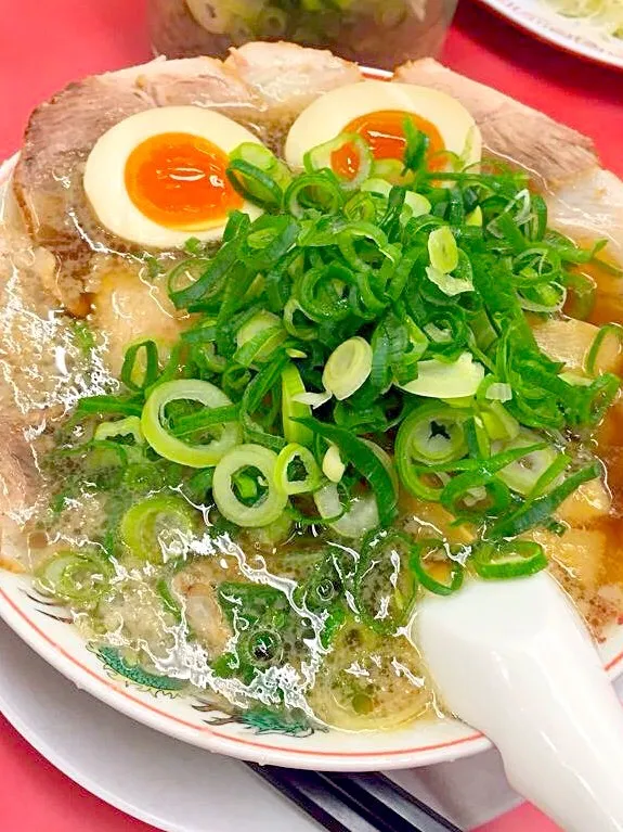 肌寒いからお昼はラーメン|zeroweb_bossさん