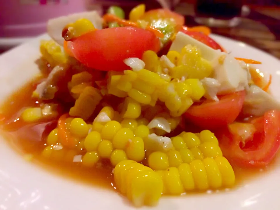 Snapdishの料理写真:Corn Papaya Salad|montri999さん