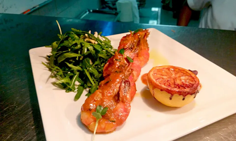 peri peri tiger prawns|Thomson emmanuelさん