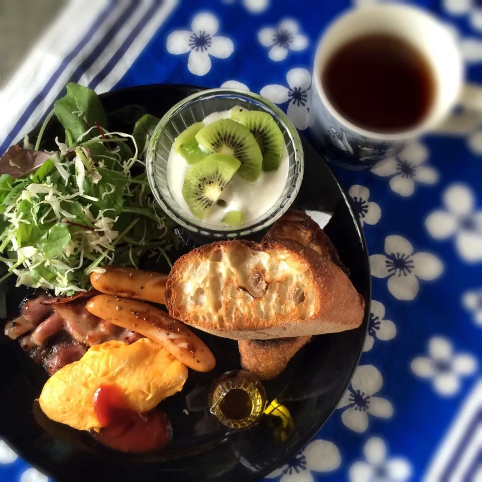 今日の朝ごはん|ぺんぎんさん