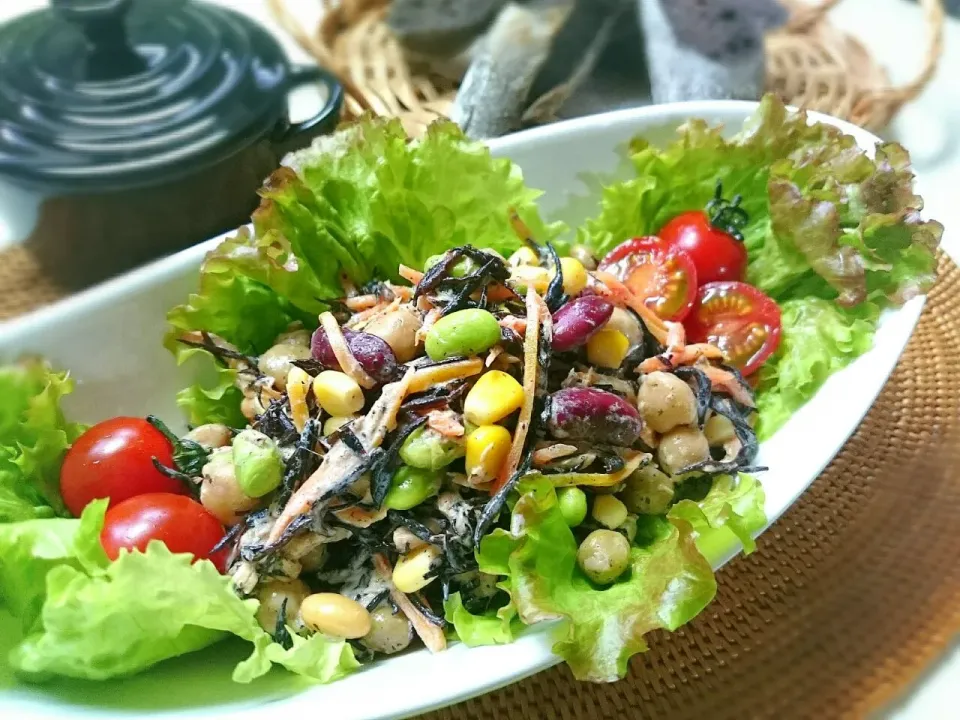 みったんさんのモリモリ食べたい‼︎栄養満点✨ヒジキとツナのマヨサラダ❤︎|sakurakoさん