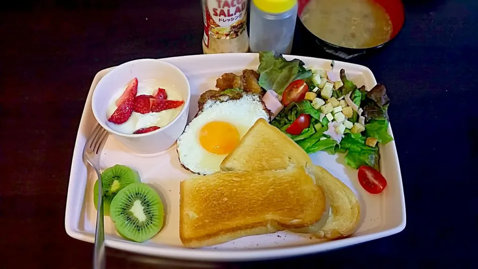 Snapdishの料理写真:the usual breakfast :)|☆fayerie★フェイリー☆さん