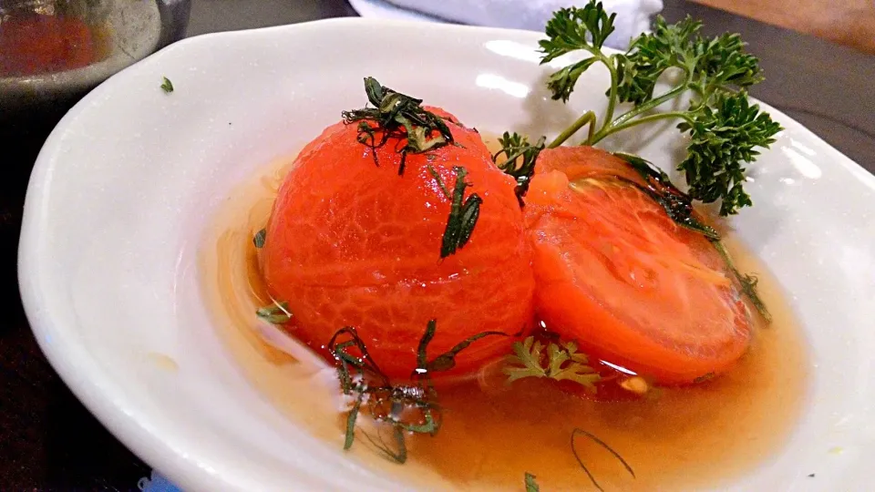 Suttomato #tomato in vinegar . juicy and yummy!|Wisanu Bird Choungsuwanishさん