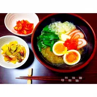 Snapdishの料理写真:2015.4.13♡夜ご飯🍚
＊塩バター明太子ラーメン
＊キムチ
＊じゃがチーズ
＊ご飯|kina8さん