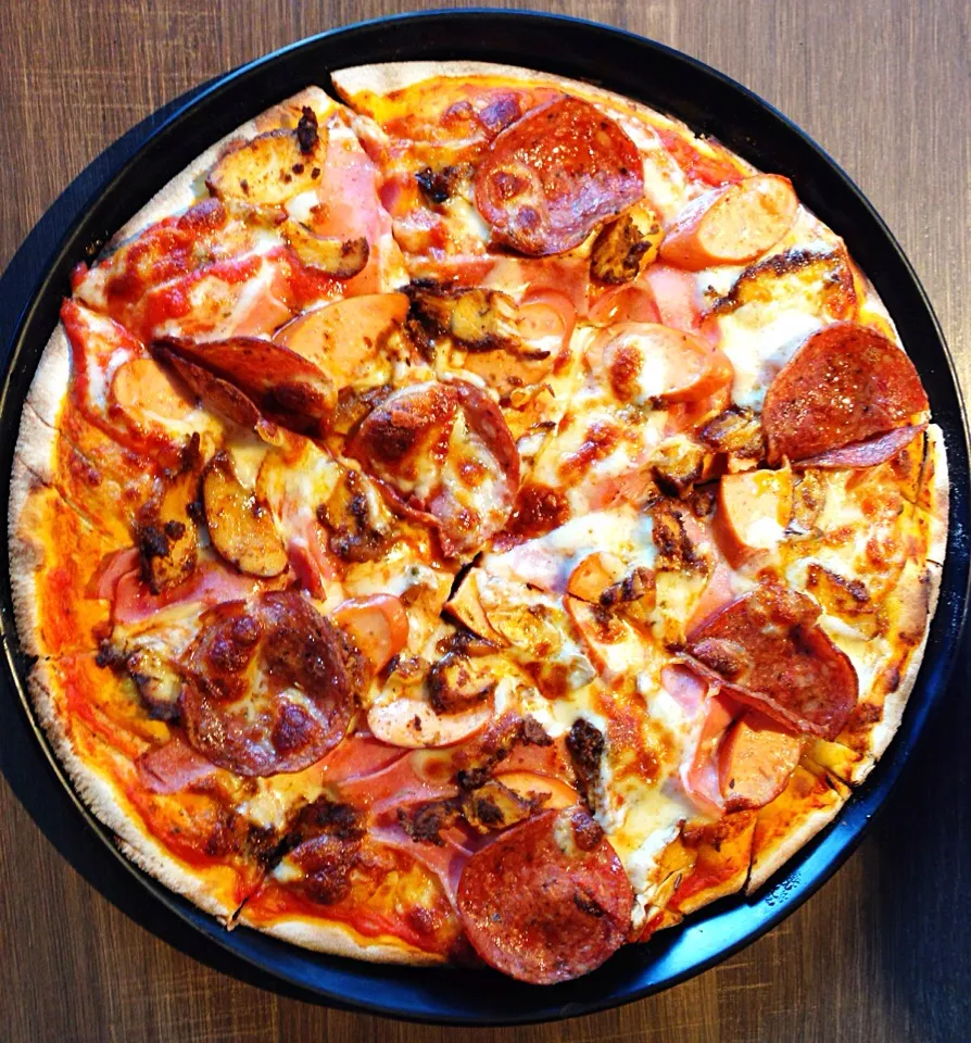 Meat pizza@Modestos, Vivocity|coxiella24さん