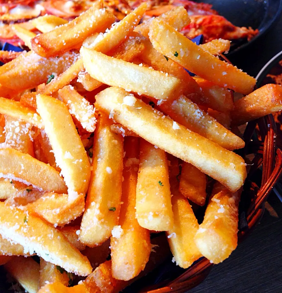 Truffle fries@Modestos, Vivocity|coxiella24さん