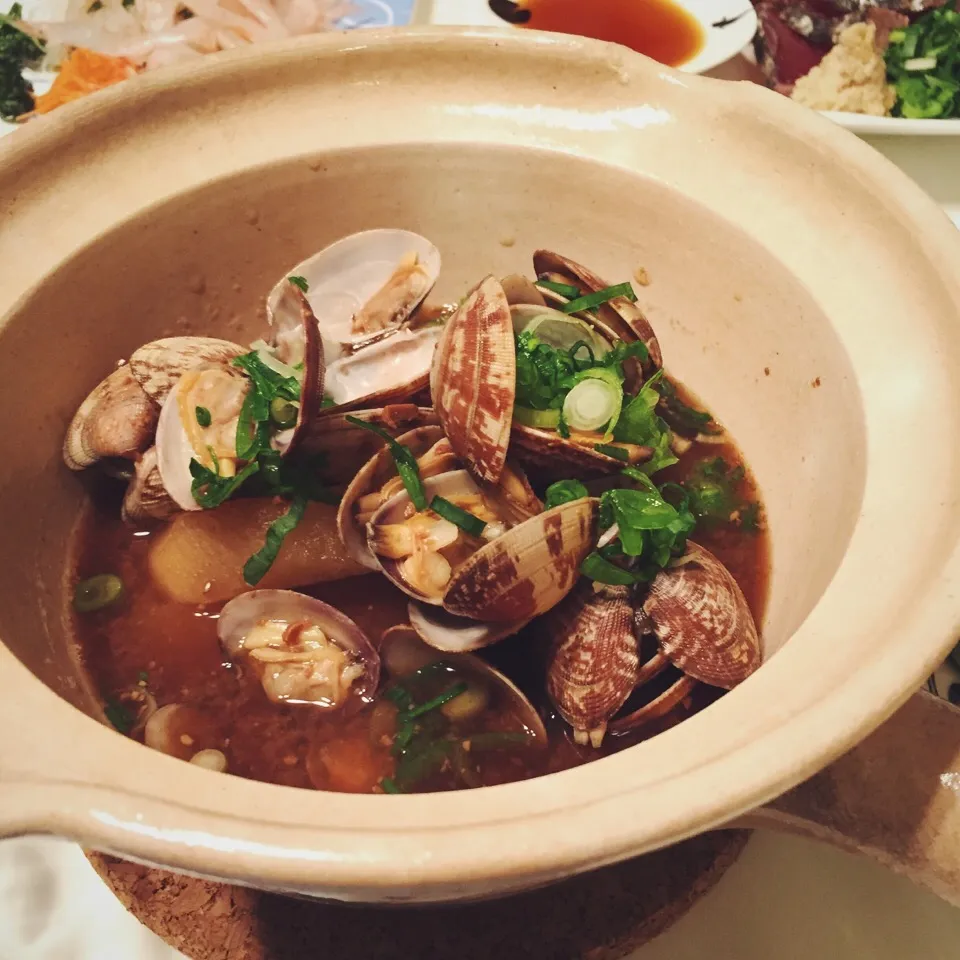 ま公さんの料理 大根と蛤の煮物 Simmered Japanese radish with clams|麻紀子さん