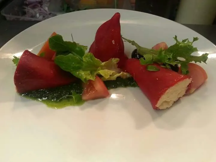 piquillo stuffed peppers with ricotta and salsa verde|CHUENCHAIさん