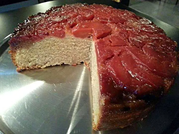 quince upside down cake|CHUENCHAIさん